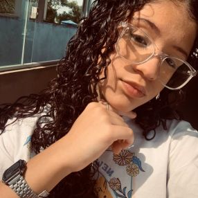 Layse, Babá em Pinheiral
