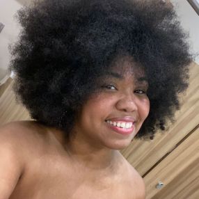 Camille, Babá em São João de Meriti
