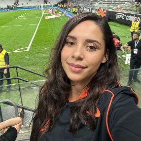 Julia, Babysitter in São Paulo