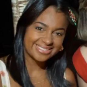Naiana, Babá em Nova Iguaçu