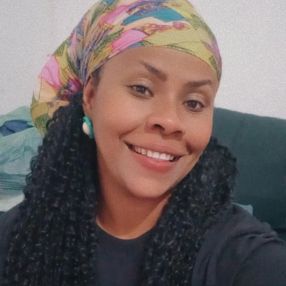 Rose, Babá em Queimados