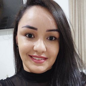 Thais, Babá em Poços de Caldas