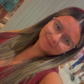 Cibele, Babá em Balneário Camboriú
