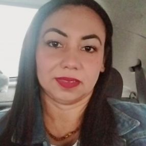 Aparecida, Babá em Garça