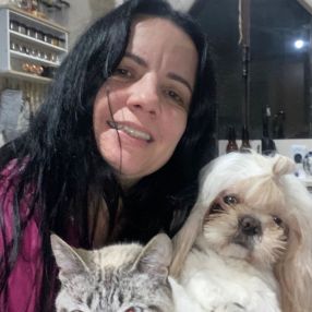 Viviani, Babysitter in Joinville