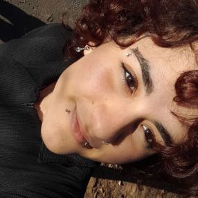 Lucia, Babá em Socorro