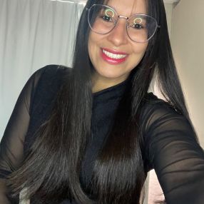 Neia, Babá em Contagem