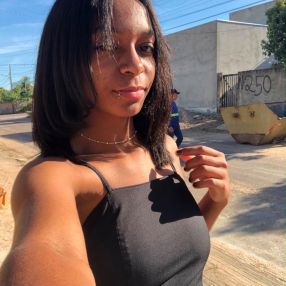 Adriana, Babá em Pontes e Lacerda