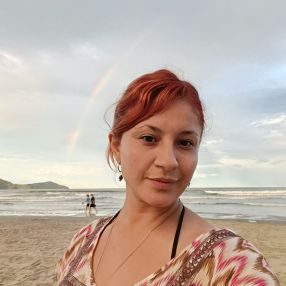 Anabel, Babá em Camboriú