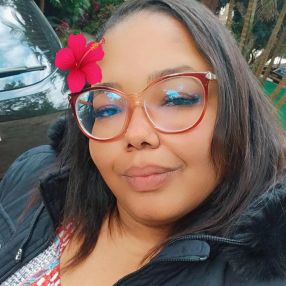 Jaquelaine, Babá em Ribeirão das Neves