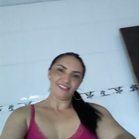 Ana, Babysitter in Leme