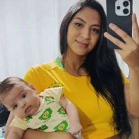 Caroline, Família em Cambé