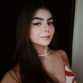 Thais, Babá em Itapoá