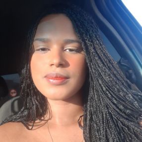 Graziela, Babá em Satuba
