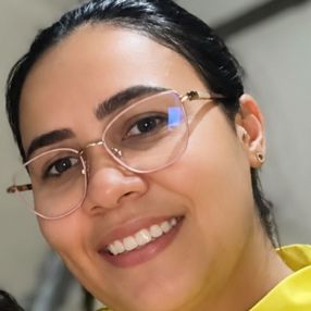 Jacqueline, Babá em Anápolis