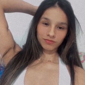 Beatriz, Babá em Leme
