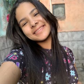 Ana alicia, Babá em Mariana