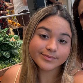 Sophia, Babá em Marataízes