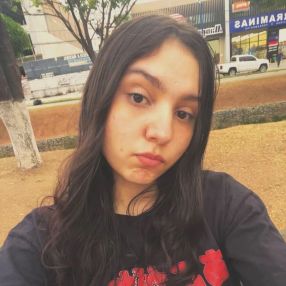 Yasmim, Babá em Nova Serrana