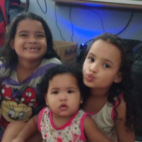 Naialla, Família em Caraguatatuba