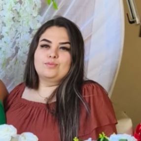 Larissa, Babá em Piedade