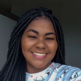 Iris, Babá em Nossa Senhora do Socorro