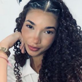 Maria Beatriz, Babá em Penedo