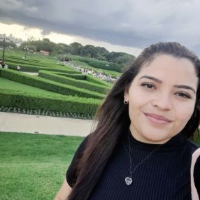 Alyne, Babá em Cambé