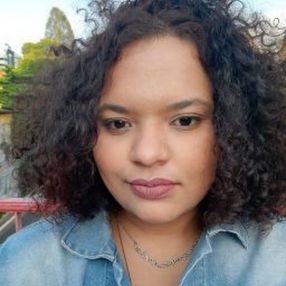 Larissa, Babysitter in Embu das Artes