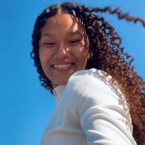 Yara, Família em Itanhaém