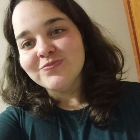 Vitória, Babá em Cravinhos