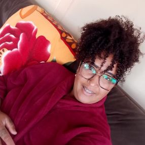Thais, Babysitter in Herval D'Oeste