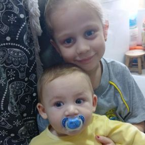 Dyovana, Família em Alvorada