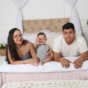 Beatriz, Family in Anápolis