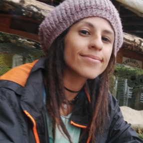Tamires, Babá em Francisco Morato