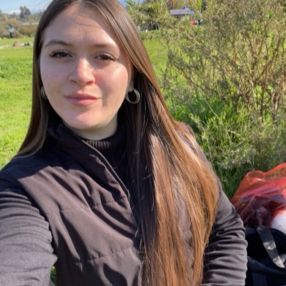 Karla, Babá em Juiz de Fora