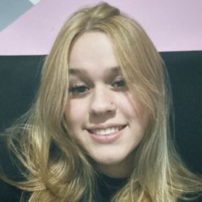 Júlia, Babá em Videira