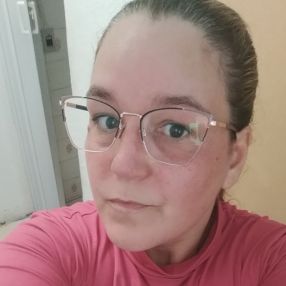 Aline, Babá em Ibiúna