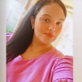 Alinne, Babá em Campina Grande