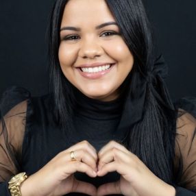 Thamires de Oliveira Rocha, Babysitter in Guanambi
