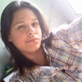 Manuela, Babysitter in Leme