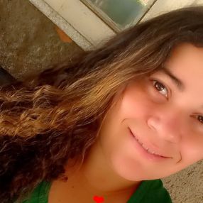 Adriana, Babá em Campo Alegre