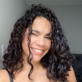 Luiza, Babá em São João de Meriti