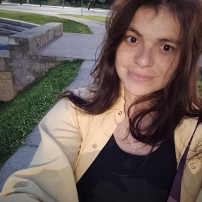 Babá Raquel (37) disponível em Porto Alegre pela Sitly