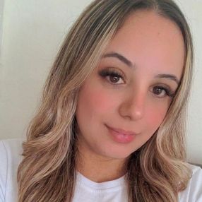 Natalia, Babá em Gravatá