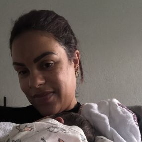 Leilanna, Babá em Ibirité