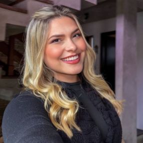 Ana, Babá em Garça