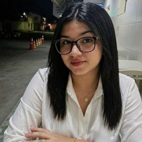 Vitória, Babá em Aracati