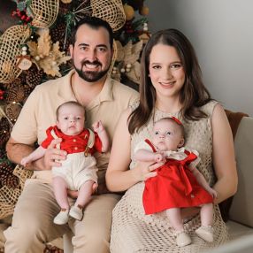 Ana Flávia, Família em Presidente Bernardes