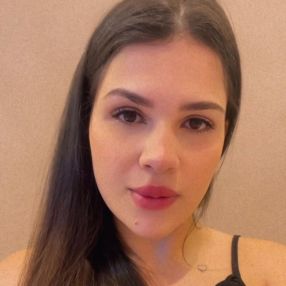 Jessica, Babá em Garça